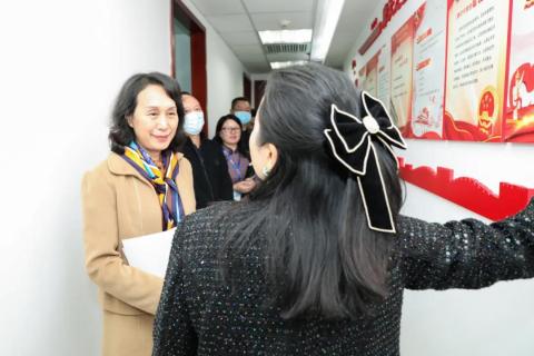 罗湖区人大常委副主任谭会茹一行莅临NG28调研