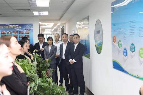 明光市市委书记被NG28企业文化深深感动 | 深入沟通合作空间广阔