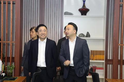 明光市市委书记被NG28企业文化深深感动 | 深入沟通合作空间广阔
